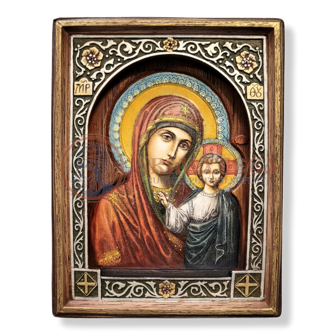 Icoană pictată în relief - Maica Domnului 17x13 cm