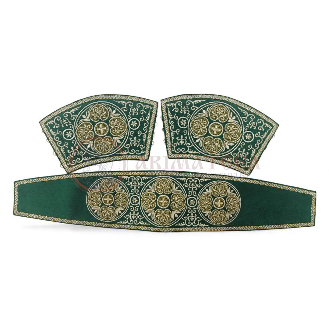 Veșmânt Brodat - Model Frescă Catifea (Verde)