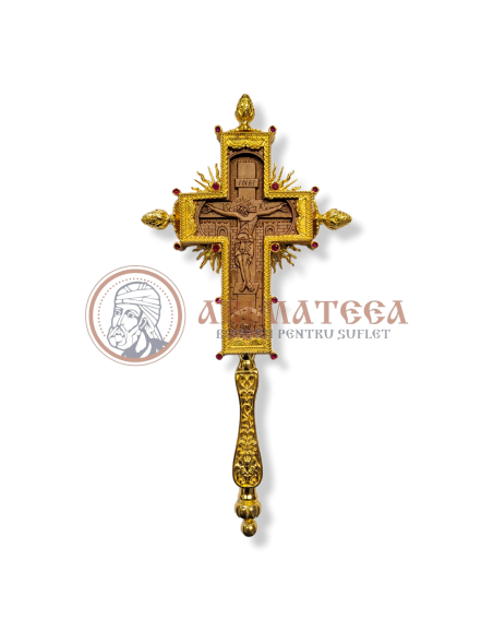 Cruce de Binecuvântare, Sculptată manual - Aurită cu pietre roșii (13729)